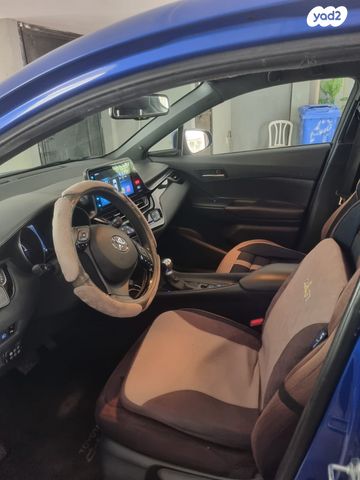 טויוטה C-HR
