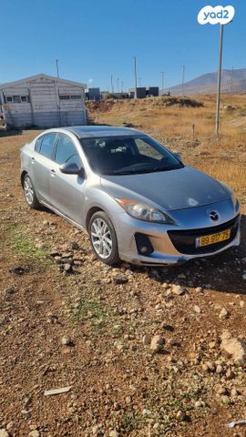 מודעת רכב מאזדה 3