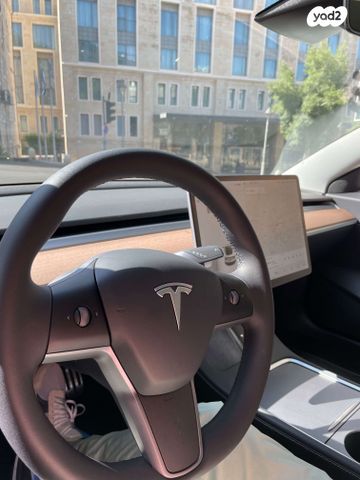 טסלה מודל 3