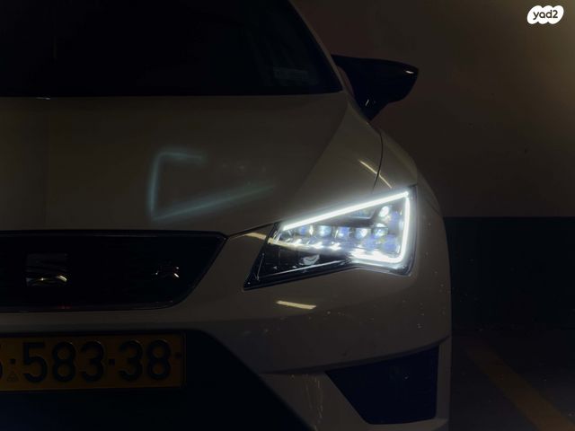 מודעת רכב סיאט לאון