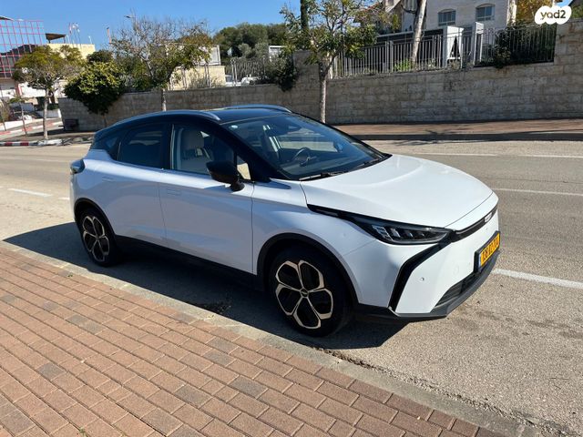 ג׳ילי Geometry C