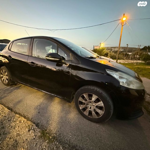 מודעת רכב פיג'ו 208