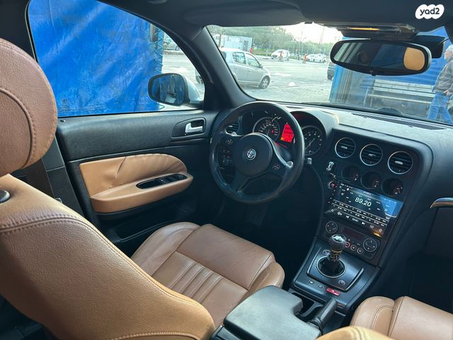 אלפא רומיאו 159