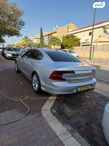 וולוו S90