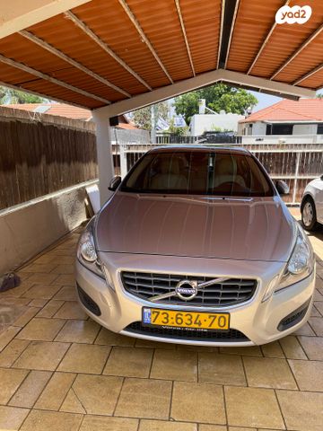 וולוו S60