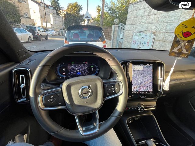 מודעת רכב וולוו C40