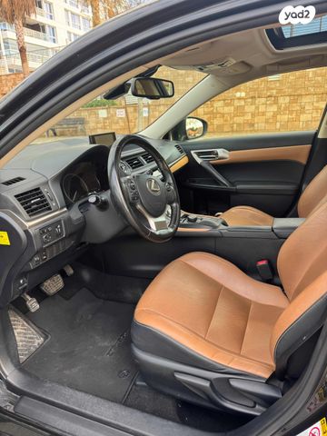 מודעת רכב לקסוס CT
