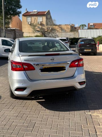 ניסאן סנטרה