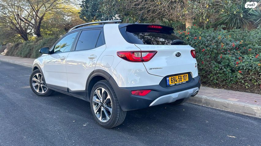 מודעת רכב קיה סטוניק