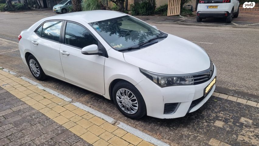 טויוטה קורולה