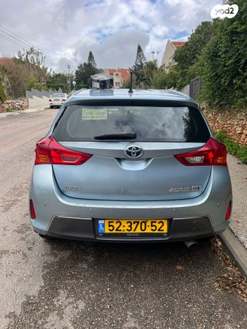 טויוטה אוריס