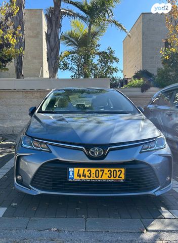 מודעת רכב טויוטה קורולה