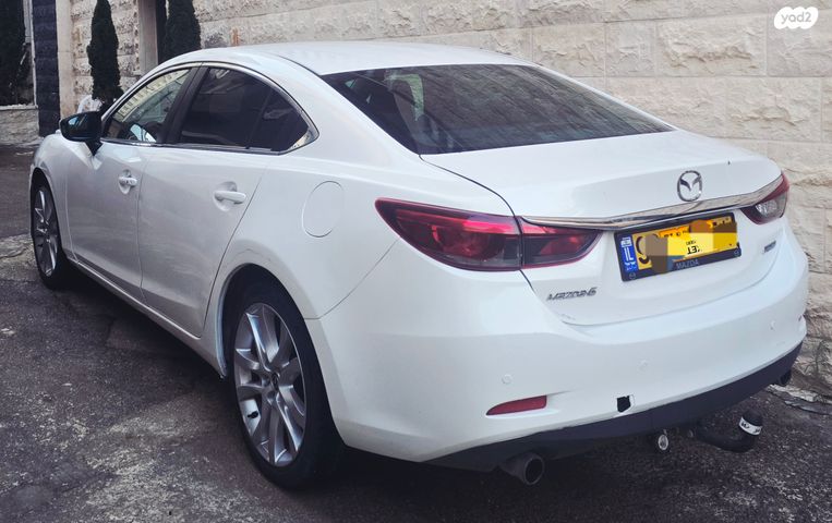 מודעת רכב מאזדה 6