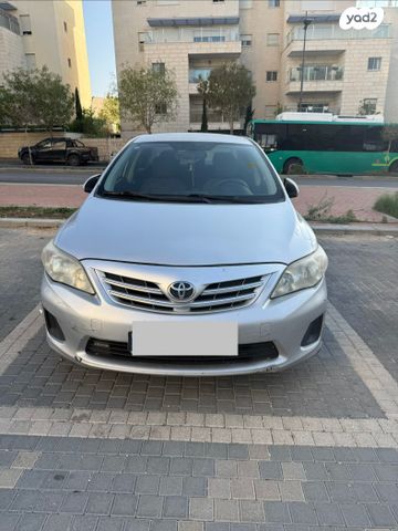 מודעת רכב טויוטה קורולה