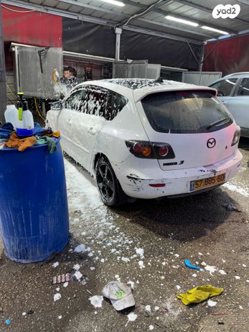 מודעת רכב מאזדה 3