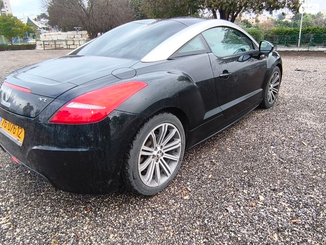 פיג'ו RCZ