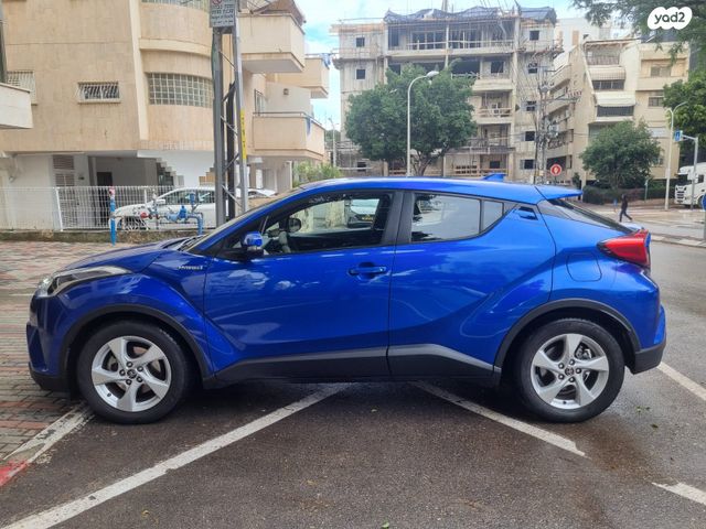 טויוטה C-HR