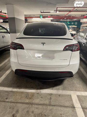 מודעת רכב טסלה מודל Y