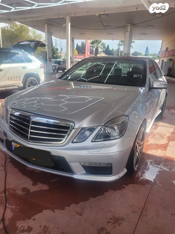 מודעת רכב מרצדס-בנץ E-class