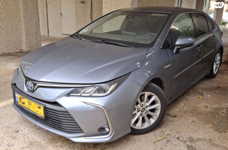 מודעת רכב טויוטה קורולה
