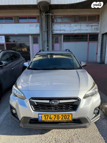 מודעת רכב סובארו XV