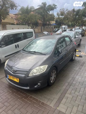 טויוטה אוריס