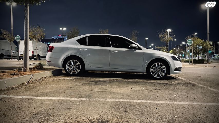 סקודה אוקטביה 