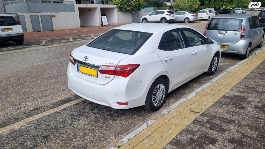 טויוטה קורולה