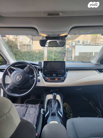 טויוטה קורולה