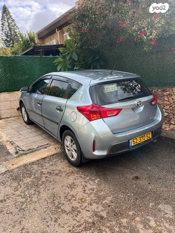 טויוטה אוריס