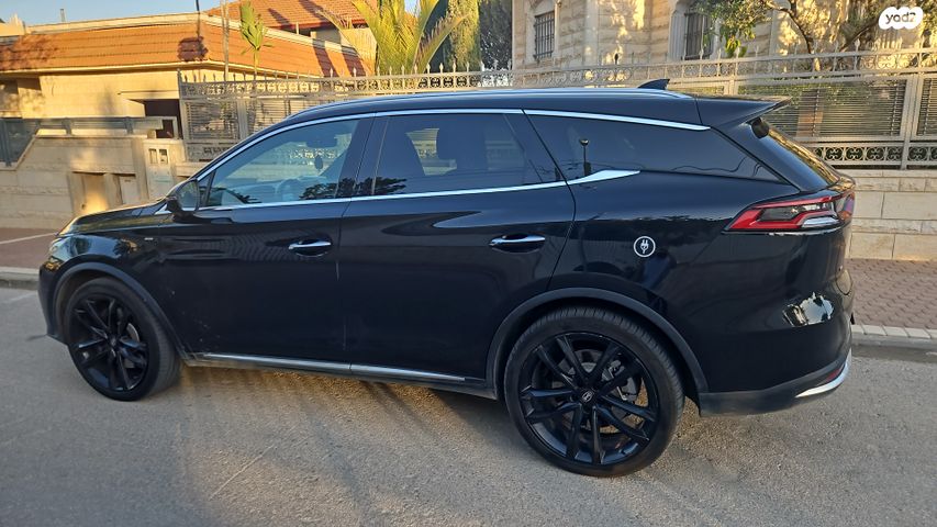 בי.ווי.די טאנג