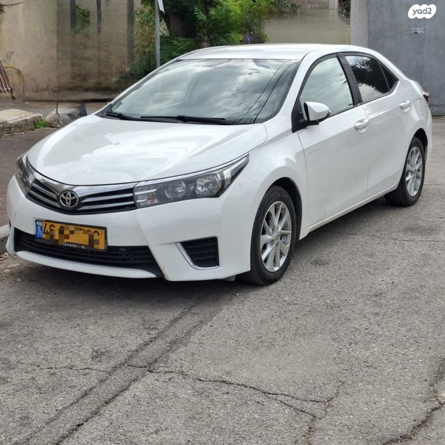 טויוטה קורולה