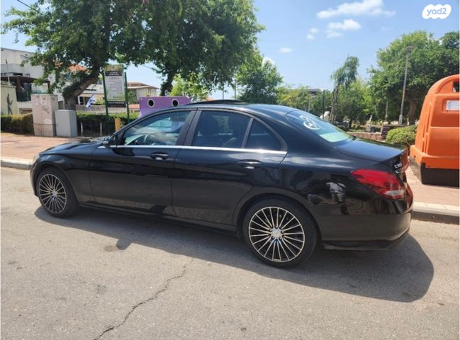 מודעת רכב מרצדס-בנץ C-class