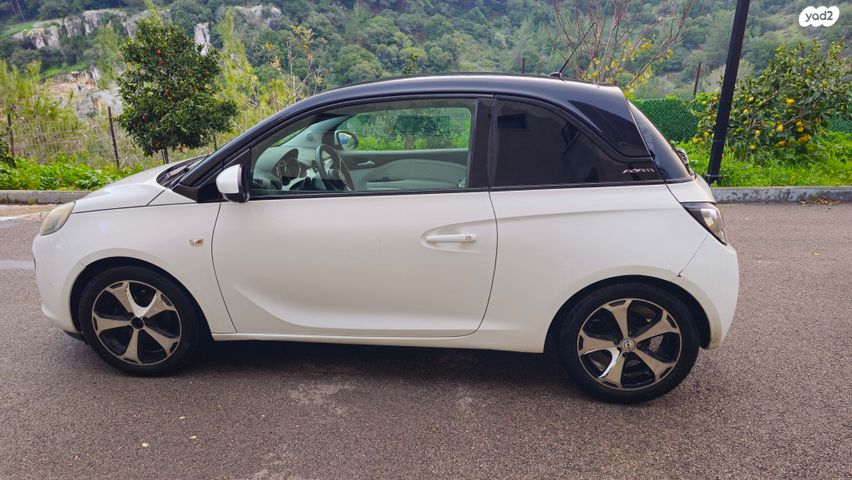 מודעת רכב אופל אדם