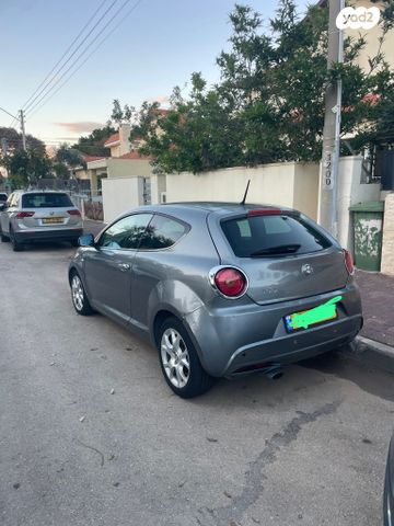 אלפא רומיאו מיטו