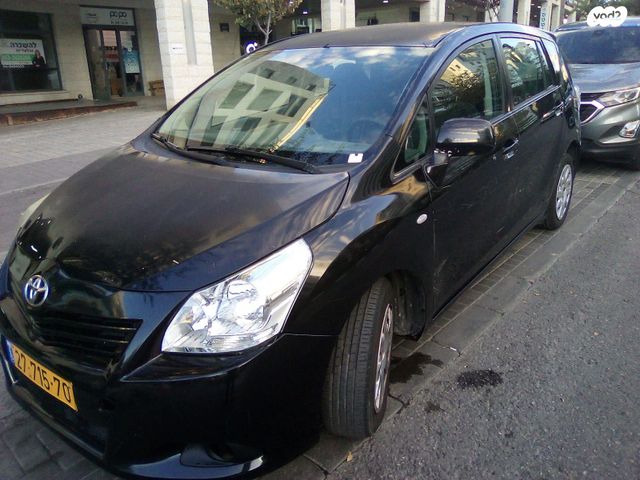 מודעת רכב טויוטה ורסו