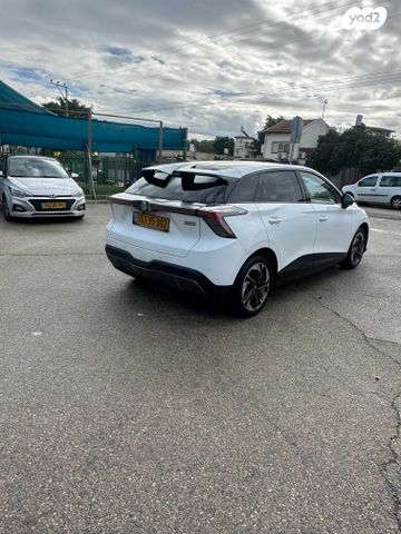 מודעת רכב אם ג'י MG4