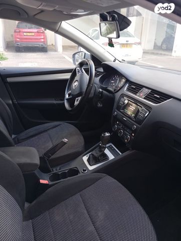 סקודה אוקטביה 