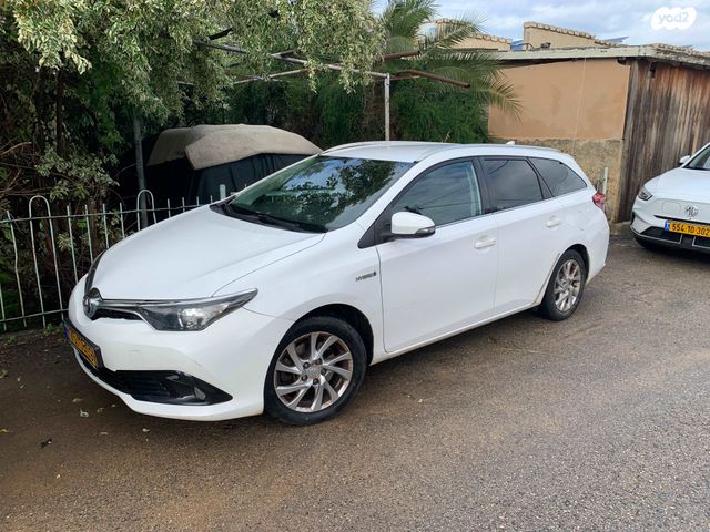 מודעת רכב טויוטה אוריס