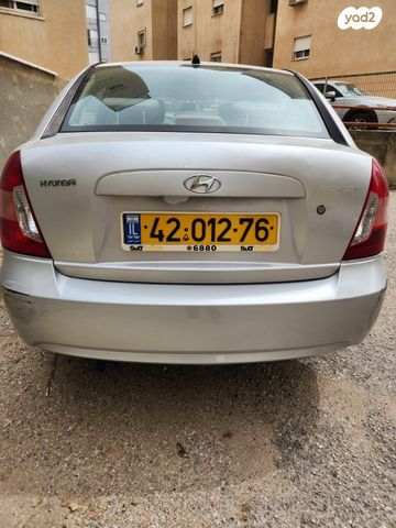 יונדאי אקסנט i25