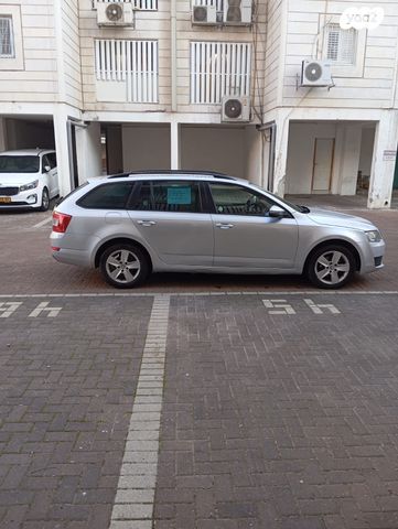 סקודה אוקטביה 