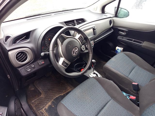 מודעת רכב טויוטה יאריס