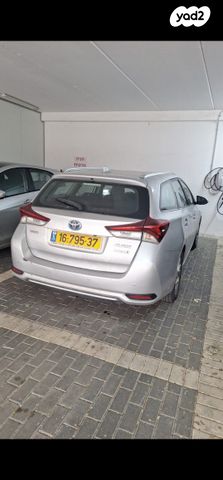 מודעת רכב טויוטה אוריס