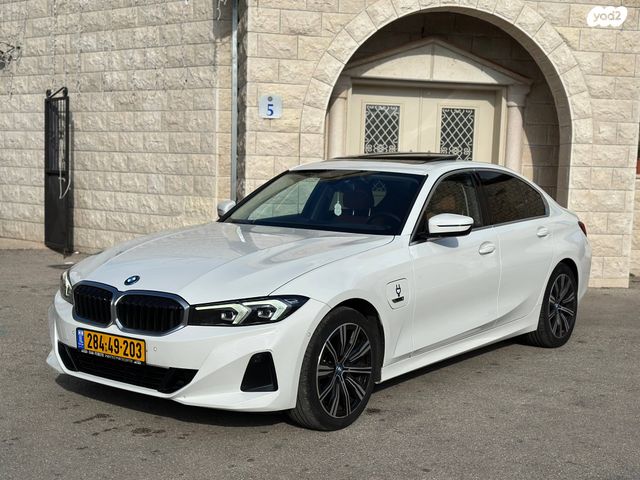 מודעת רכב ב מ וו סדרה 3