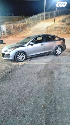 מאזדה 3