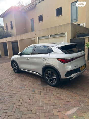 מודעת רכב בי.ווי.די אטו 3