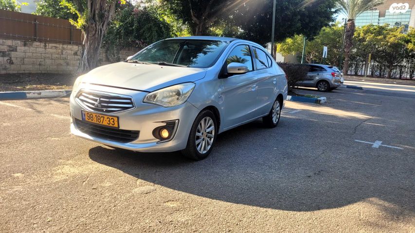 מודעת רכב מיצובישי אטראז'