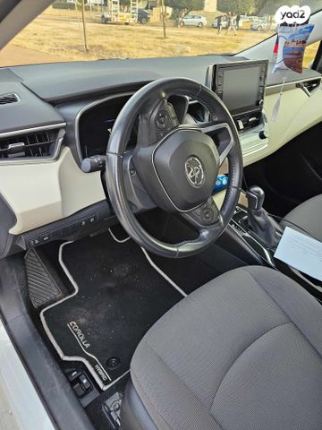 טויוטה קורולה