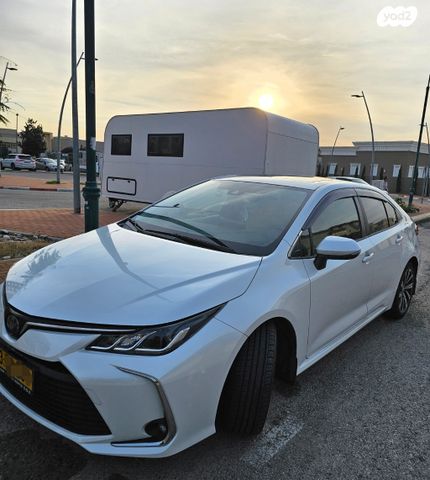 מודעת רכב טויוטה קורולה