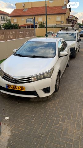 טויוטה קורולה